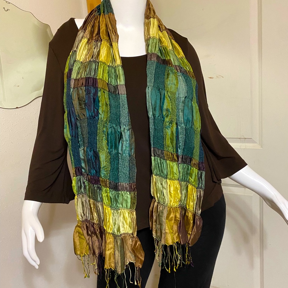🔥 4 for $20 🔥Multicolored scarf with fringe